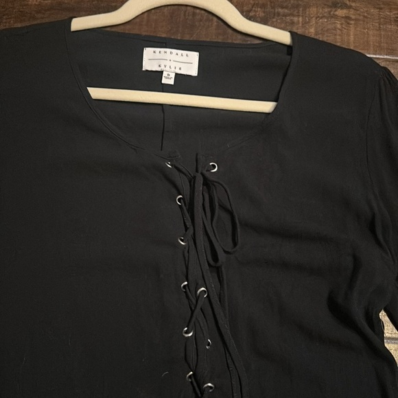 Little Black Summer Dress By Kendall & Kylie Size S - Picture 2 of 3